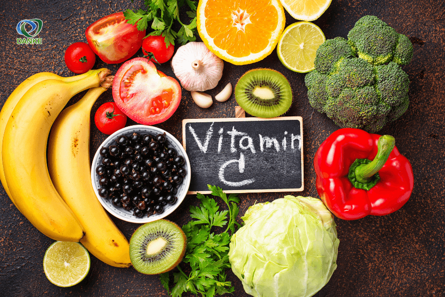 Vitamin C giúp tăng cường đề kháng cho trẻ 